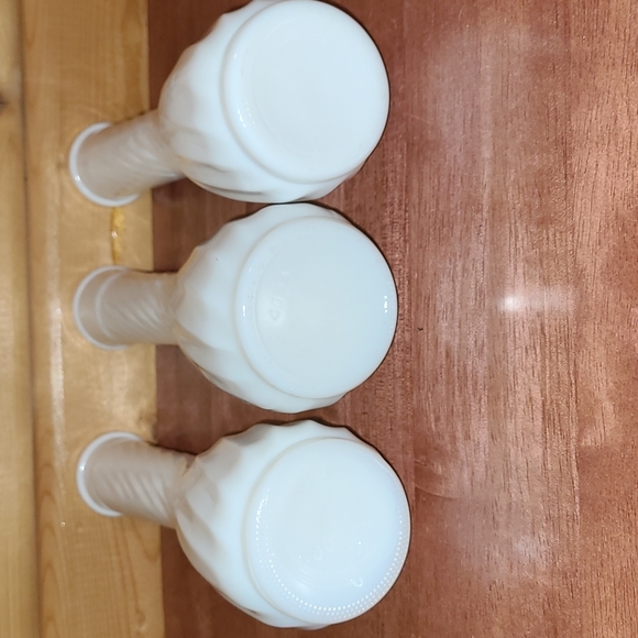 3- Vintage White Milk Glass Bottle Bud Vases Hoosier Glass Swirl Design #4094 - Picture 4 of 9